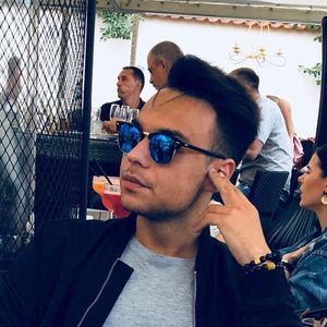 Meet your Posher, Džiugas